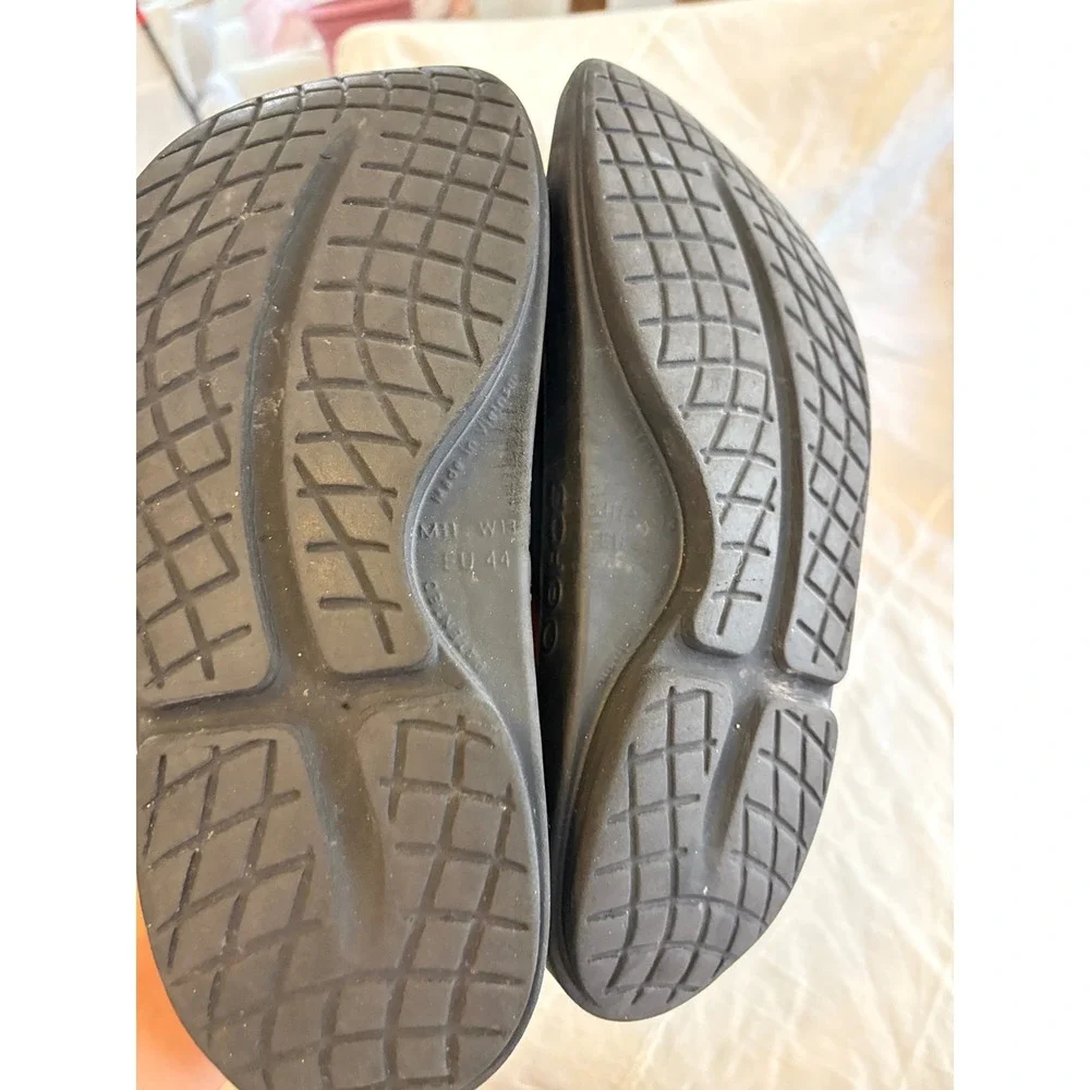 OOFOS OOahh Recovery Slides Black Foam Sandals Mens 11 Womens 13 EU 44